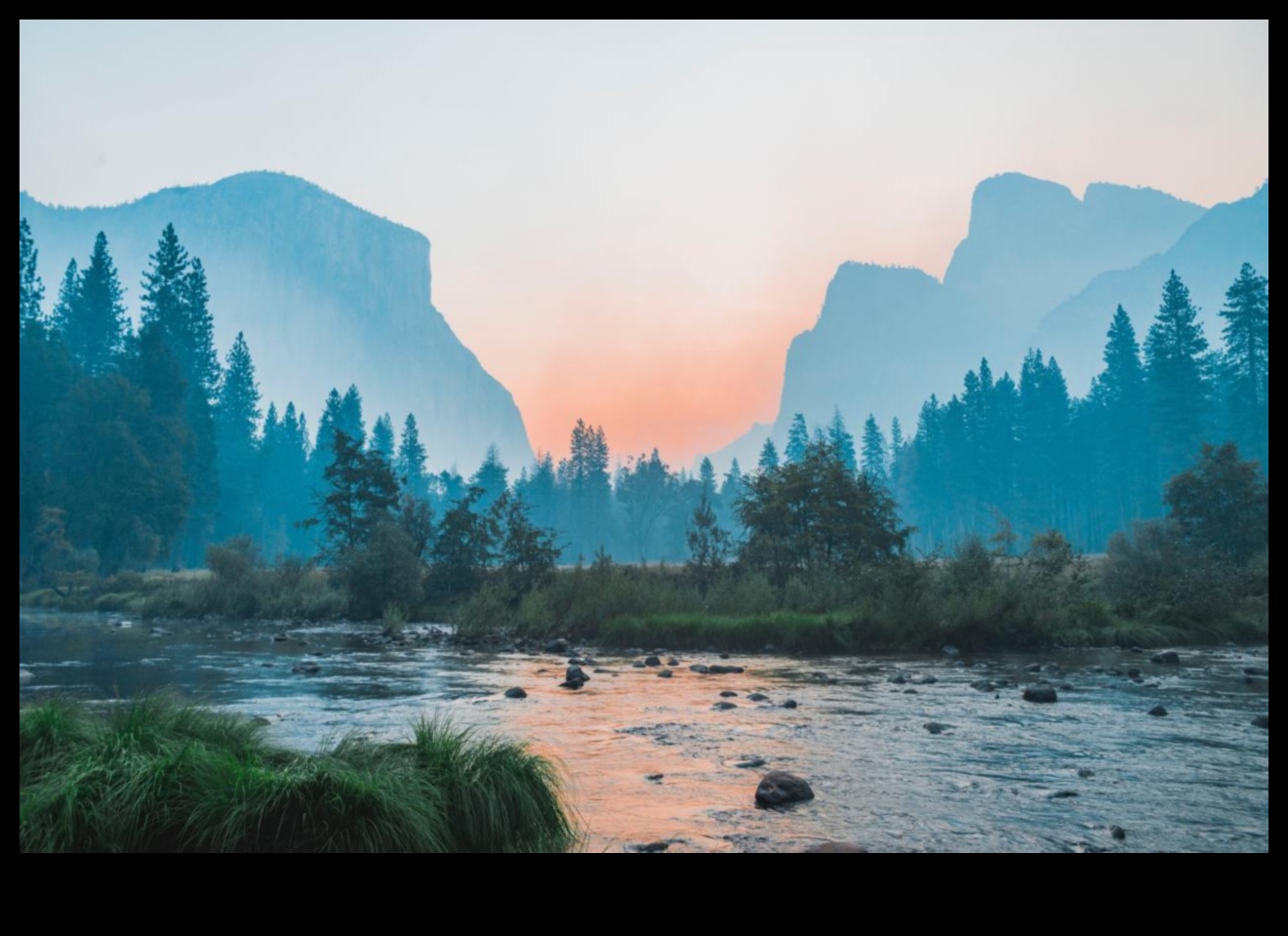 Dažādi horizonti: Zemes daudzveidīgo ainavu skate katrā kadrā